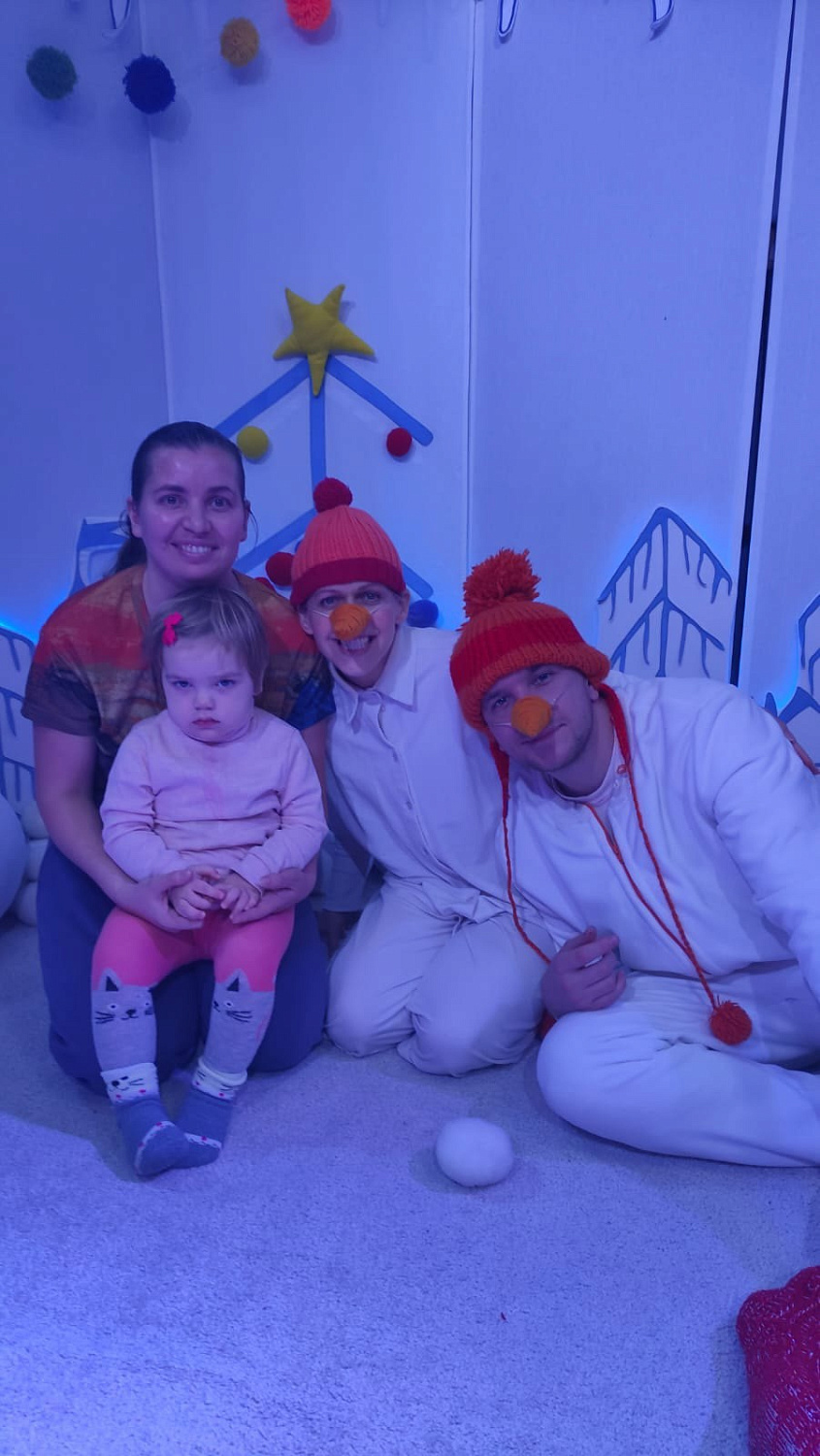 Волшебство для каждого: адаптивный спектакль «Крошка Мороз»